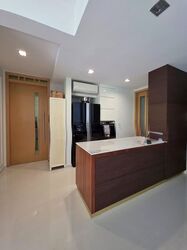 Breeze By The East (D16), Condominium #595715501